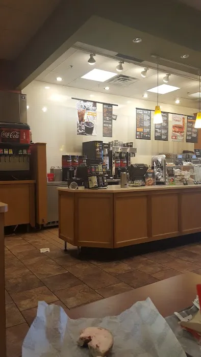 Bruegger's Bagels Picture 10