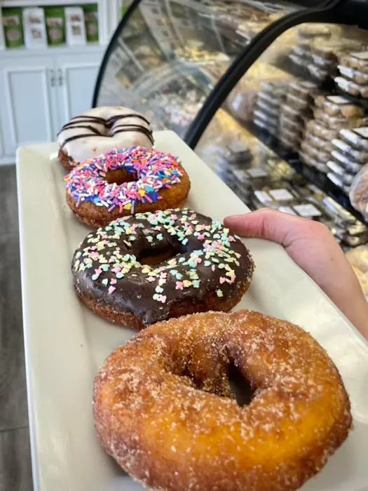 Mixin' It Up Gluten Free Bakery Picture 3
