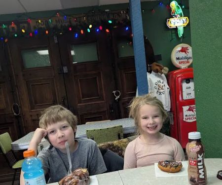 MacDaddyu2019s Donut Garage