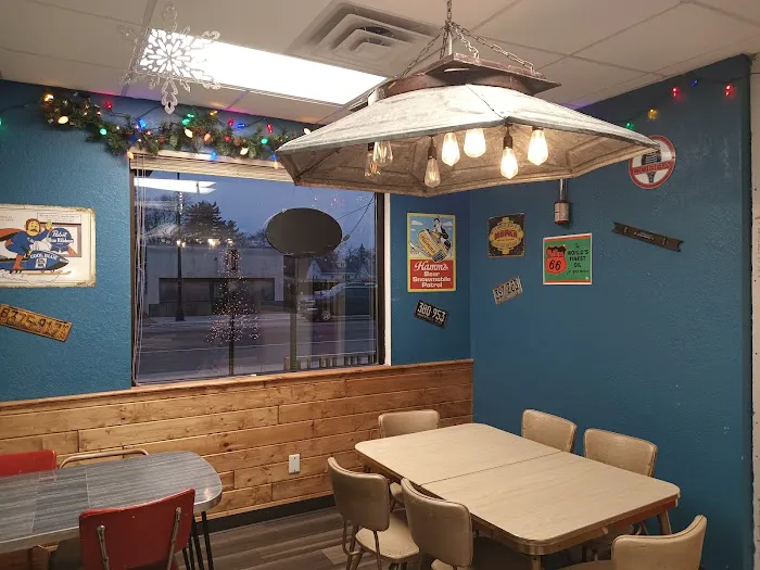 MacDaddy’s Donut Garage Picture 7