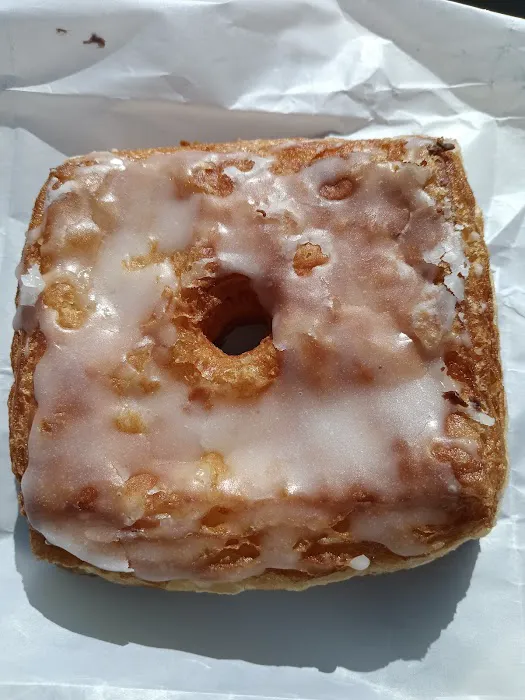 MacDaddy’s Donut Garage Picture 6