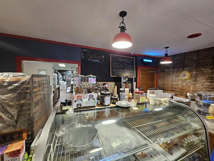 Firehouse Bakery & Deli / Hayward Bakery & Cheese Shop Picture 7