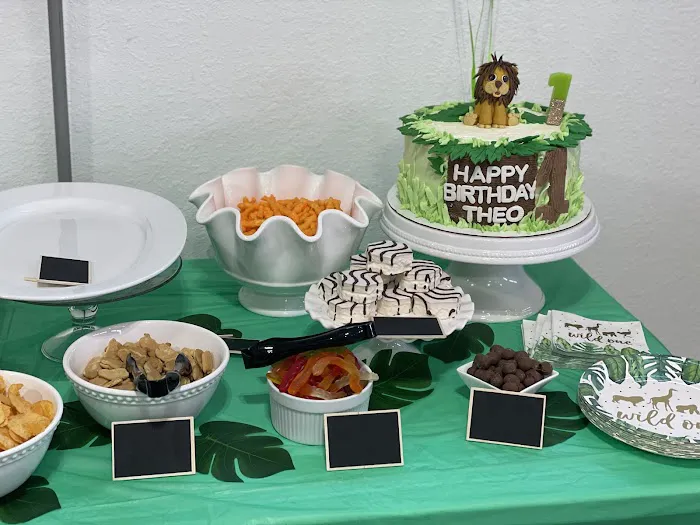 Jolie Olie's Sweet Shoppe Picture 1