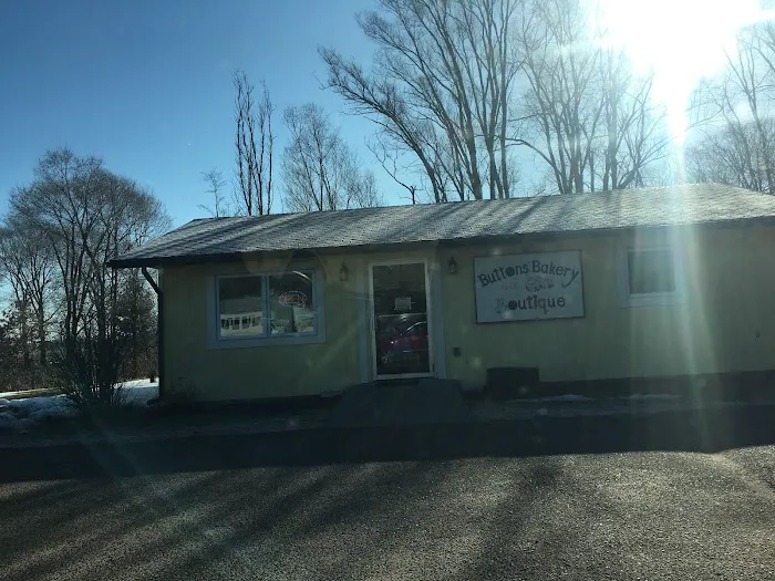 Buttons Bakery And Boutique Picture 7