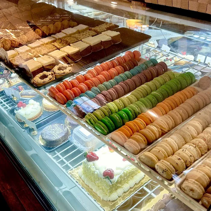 Edelweiss Bakery and Wine Bar Picture 7