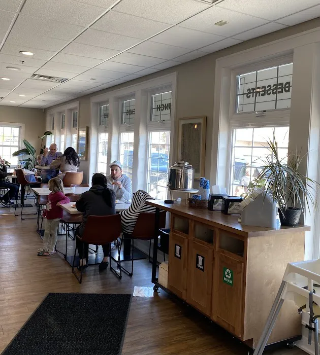 Edelweiss Bakery and Wine Bar Picture 10