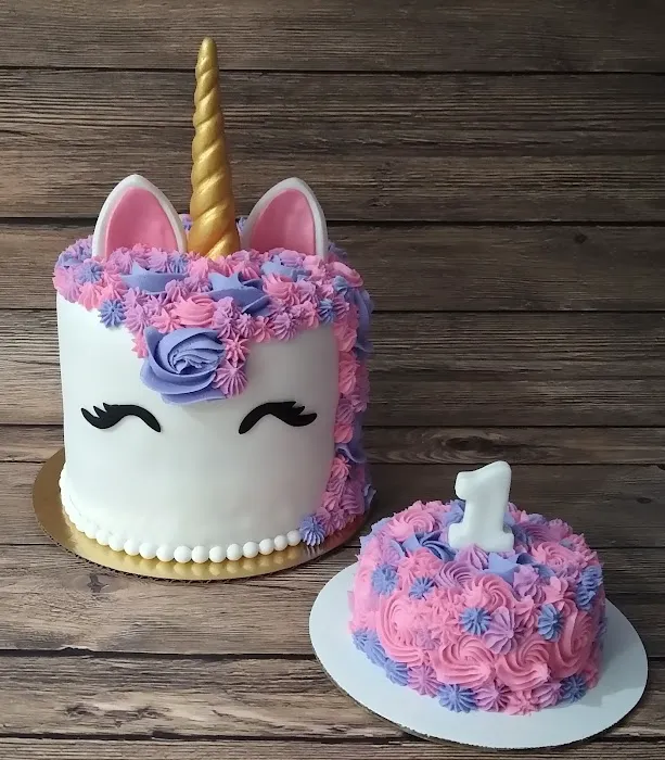 Fancy Cakes By Staci LLC Picture 10