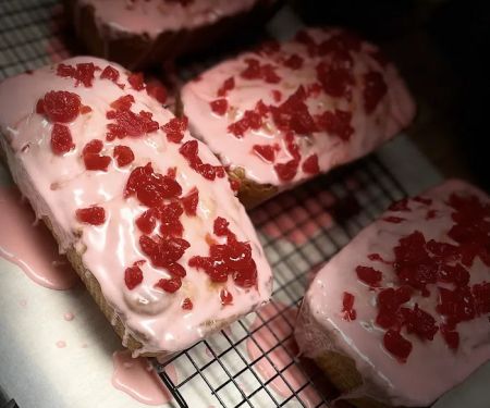 Baker's Duzn' Bakery