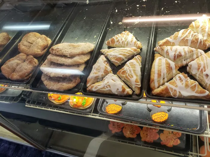 Sweet Kneads Cannon Falls Bakery Picture 6