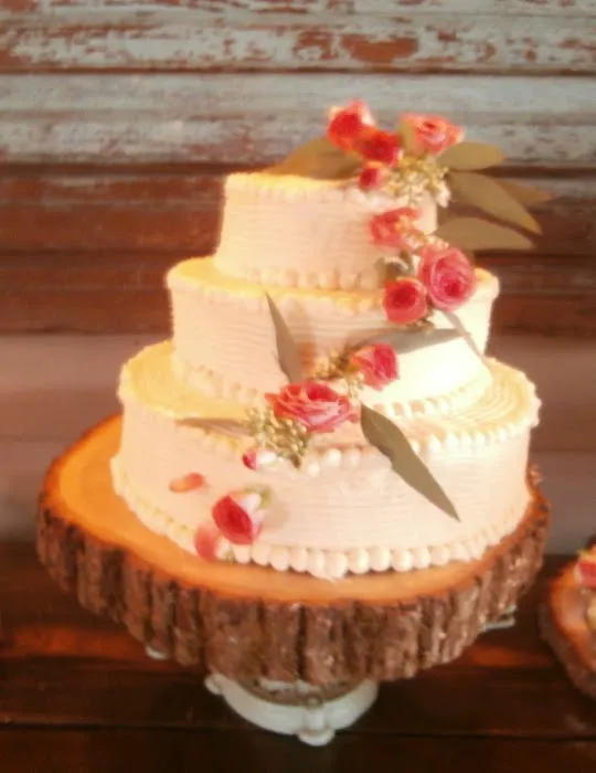 Pat's Wildflour Cakes Picture 9