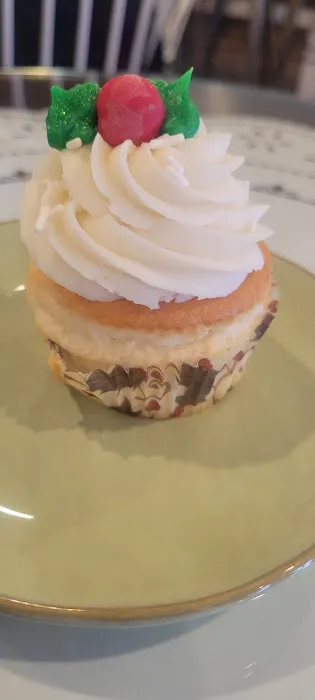 Diamond Dust Bakery & Coffee Shop Picture 3