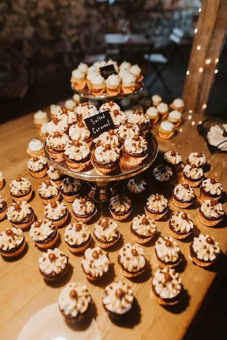 Diamond Dust Bakery & Coffee Shop Picture 9