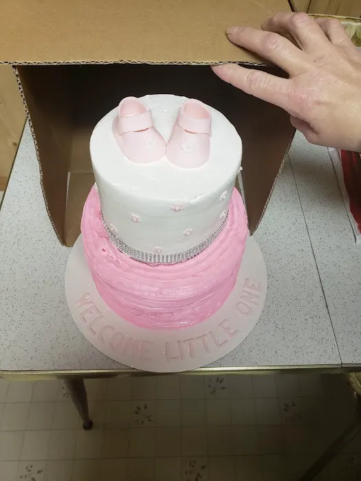 Sweet Retreat Cake Boutique Picture 2