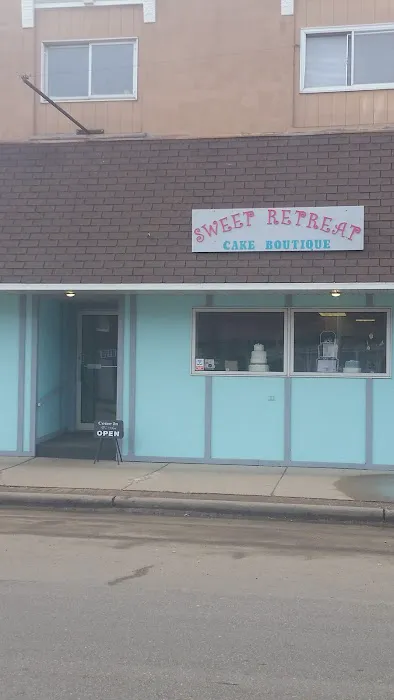 Sweet Retreat Cake Boutique Picture 8