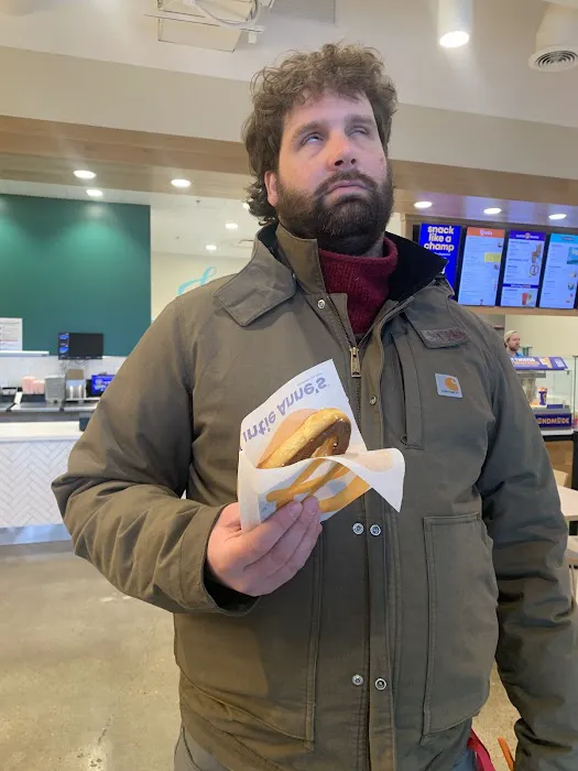 Cinnabon Picture 5