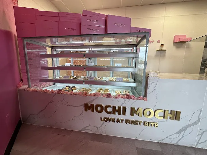 Mochi Mochi Picture 5