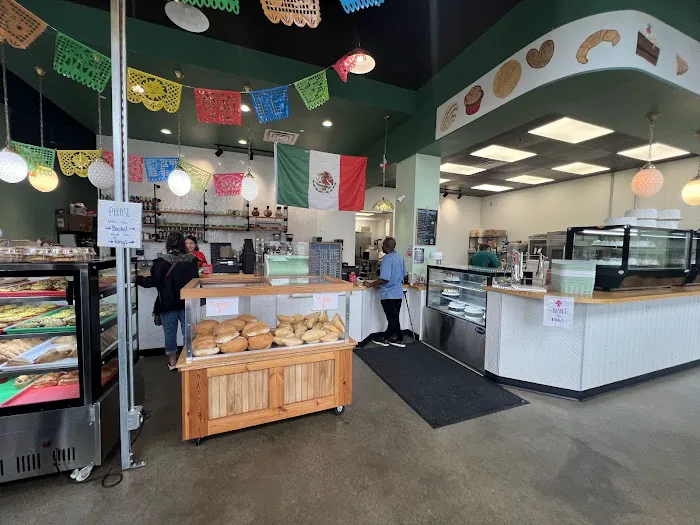 Don Panchos Bakery Picture 3