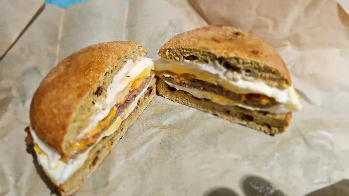 Bruegger's Bagels Picture 6