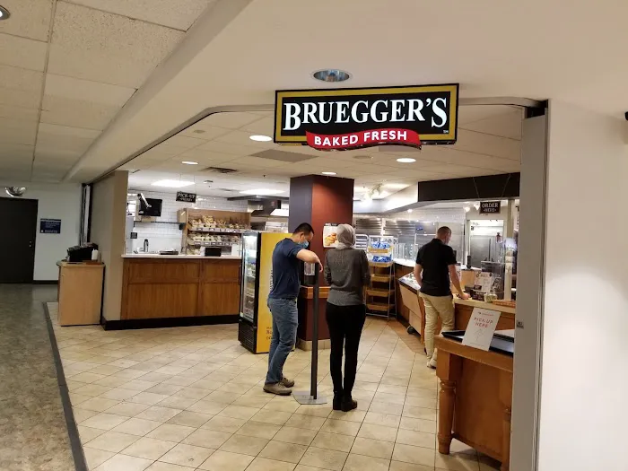 Bruegger's Bagels Picture 4