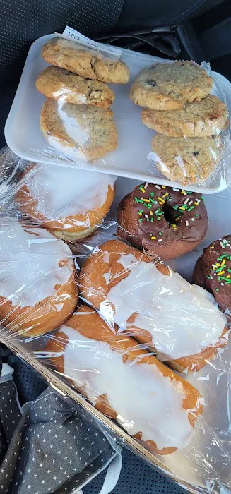 M & M Bakery Picture 3