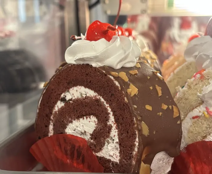 Freddy's Bakery & Cafe Picture 8