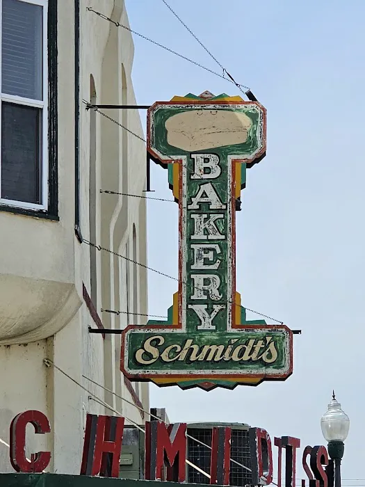 Schmidt's Bakery Picture 7