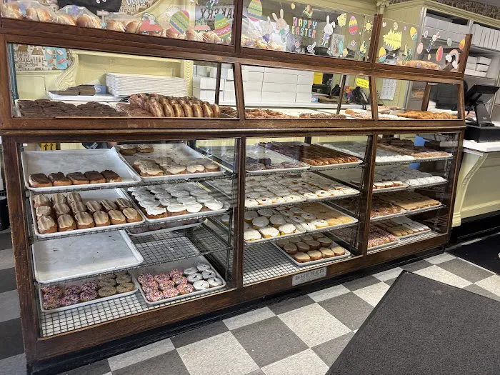 Bloedow Bakery Picture 10