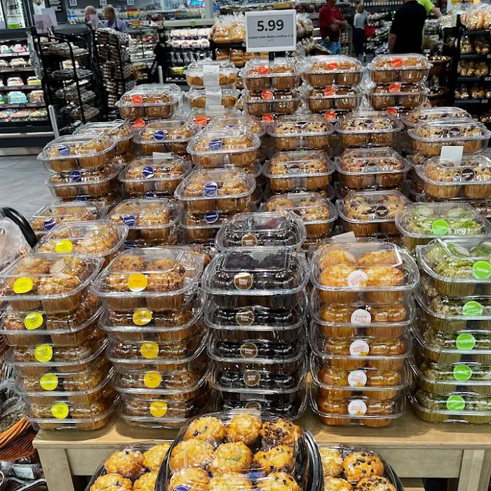 Hy-Vee Bakery Picture 7