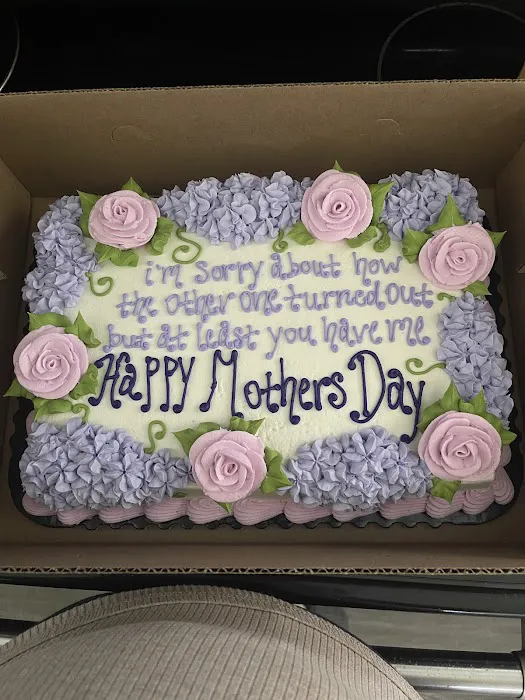 Hy-Vee Bakery Picture 9