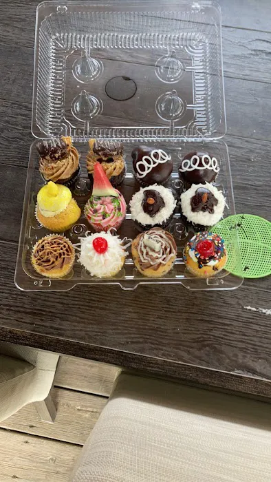 Cakes Etc. Picture 1