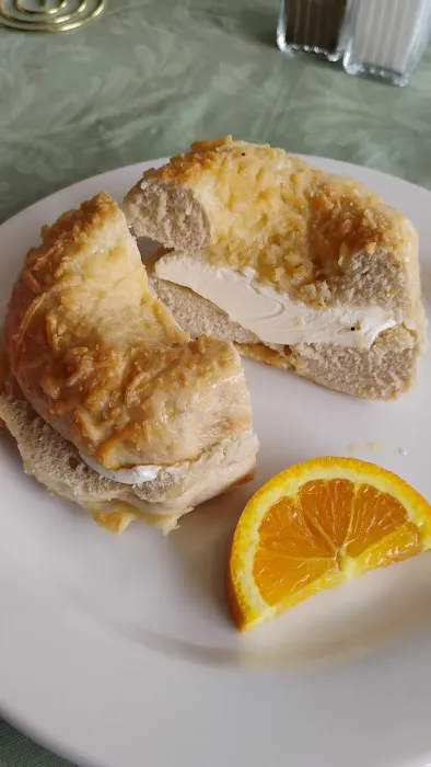 Mom’s Bread Co. Picture 1