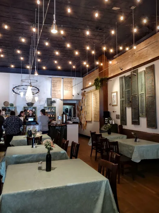 Mom’s Bread Co. Picture 7