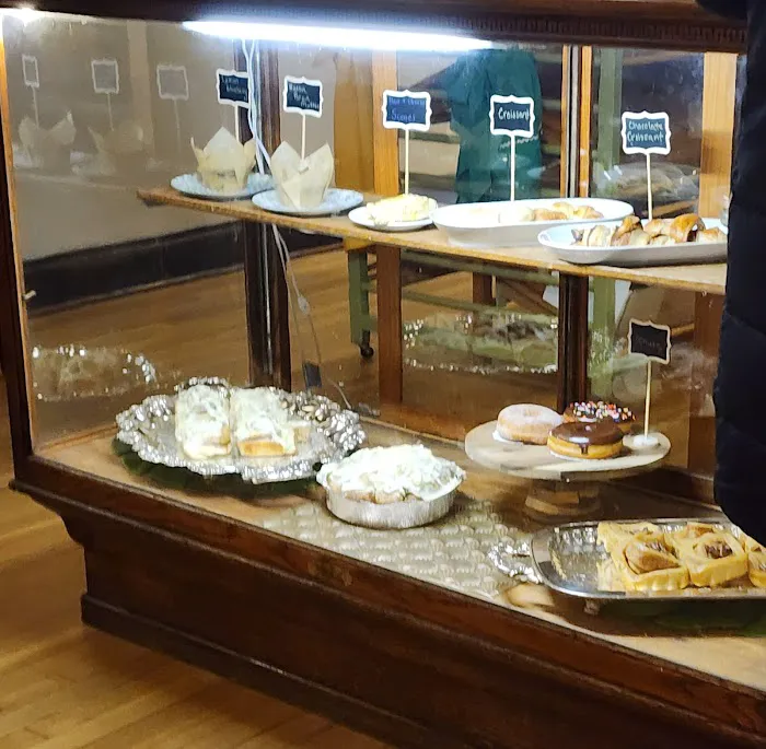 Mom’s Bread Co. Picture 10
