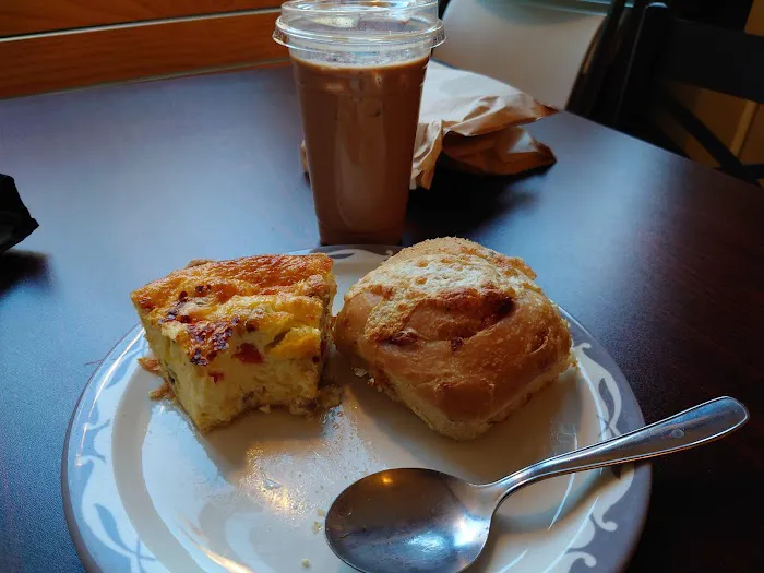Crack Of Dawn bakehouse and market Picture 8