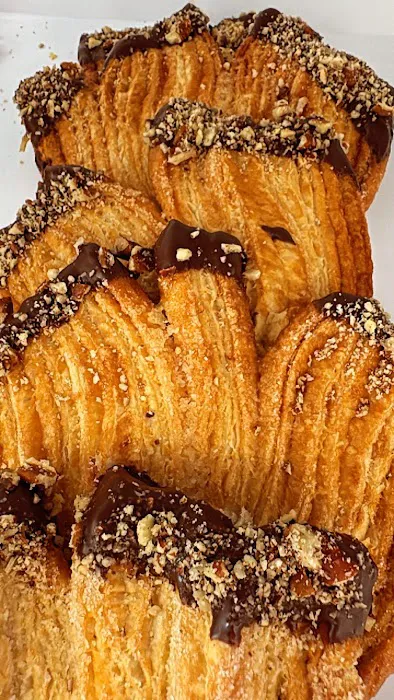 Panaderia Y Pasteleria La Estrella Picture 1