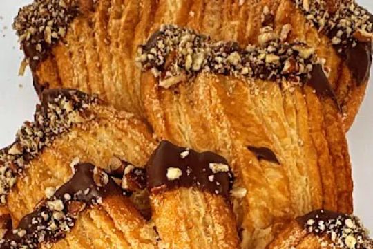 Panaderia Y Pasteleria La Estrella