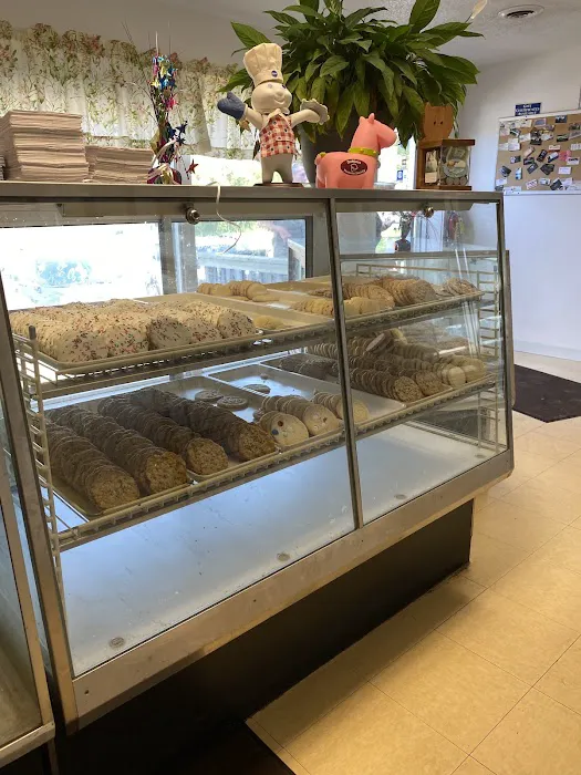 Cakery & Bake Shop LLC Picture 6