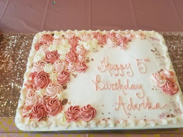 Karen The Cake Lady Picture 5