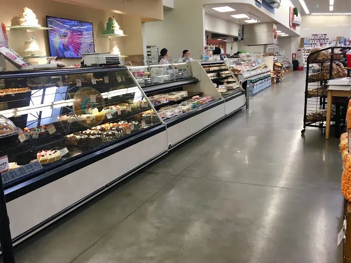 Hy-Vee Bakery Picture 1