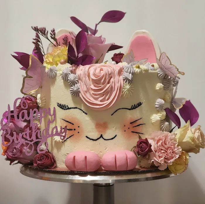 Nikki's Cakes & Specialty Bakes Picture 6