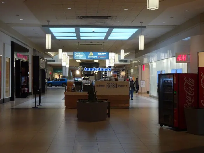 Auntie Anne's Picture 7