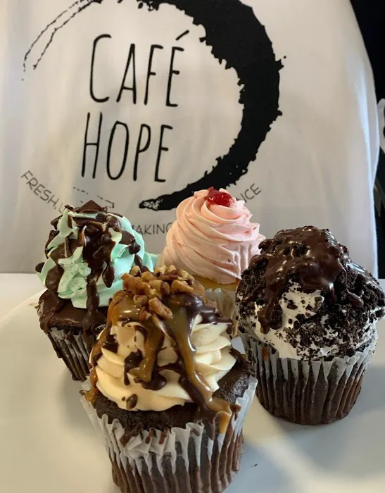 Cafe Hope Picture 7