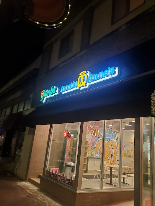 Auntie Anne's Picture 1