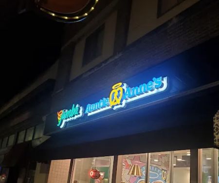 Auntie Anne's