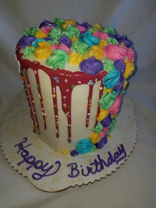 Netties Creations Custom Cakes Picture 10