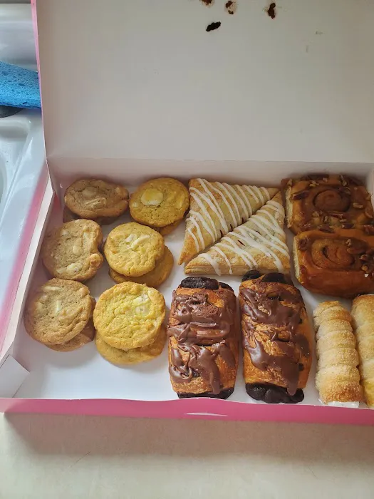 Pedretti's Bakery Picture 8