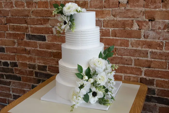 Baked: Cakes by Design Picture 2