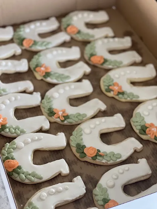 Corrin's Custom Bakery Picture 4