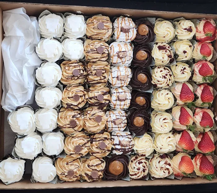 Tamara's: The Cake Guru's Sweets Boutique | Bakery, Ice Cream, Açaí & Coffee Picture 3
