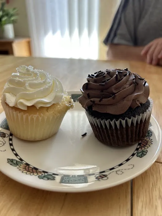 Sweet Talkin Treats Picture 8